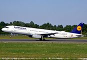 Lufthansa Airbus A321-131 (D-AIRY) at  Hamburg - Fuhlsbuettel (Helmut Schmidt), Germany