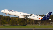 Lufthansa Airbus A321-131 (D-AIRY) at  Hamburg - Fuhlsbuettel (Helmut Schmidt), Germany