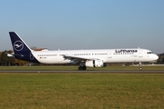 Lufthansa Airbus A321-131 (D-AIRY) at  Hamburg - Fuhlsbuettel (Helmut Schmidt), Germany