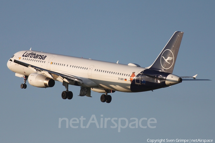 Lufthansa Airbus A321-131 (D-AIRY) | Photo 403797