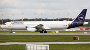 Lufthansa Airbus A321-131 (D-AIRY) at  Hamburg - Fuhlsbuettel (Helmut Schmidt), Germany