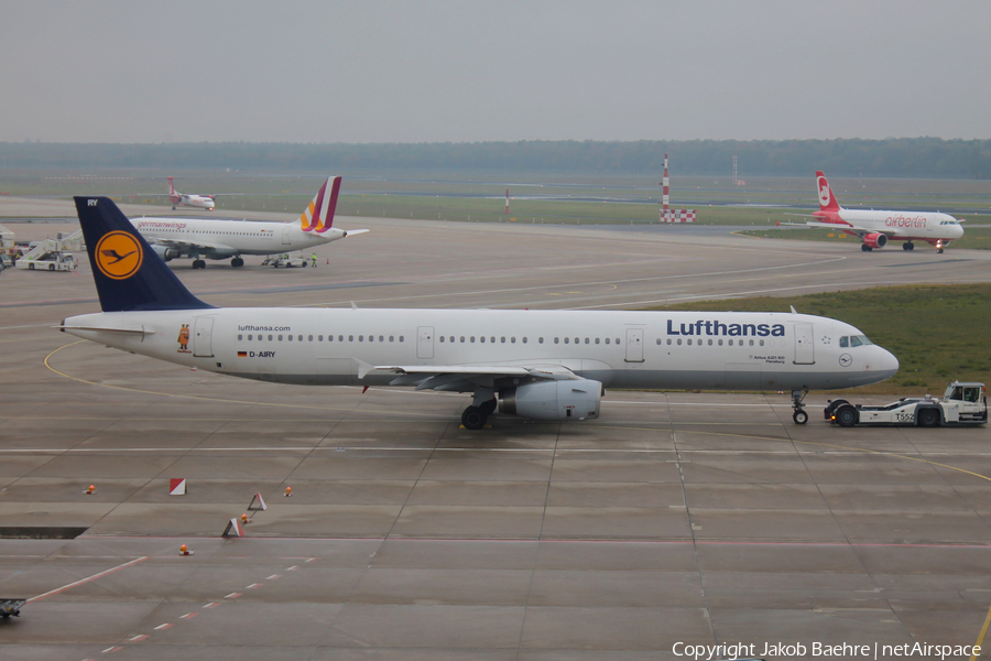 Lufthansa Airbus A321-131 (D-AIRY) | Photo 138915