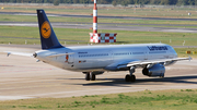 Lufthansa Airbus A321-131 (D-AIRY) at  Berlin - Tegel, Germany