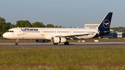 Lufthansa Airbus A321-231 (D-AISB) at  Hamburg - Fuhlsbuettel (Helmut Schmidt), Germany