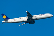 Lufthansa Airbus A321-231 (D-AISG) at  Frankfurt am Main, Germany