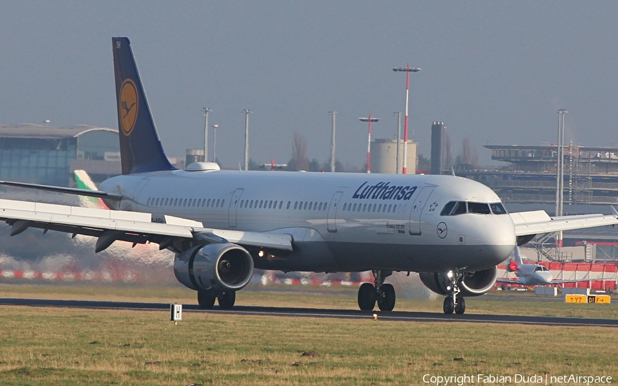 Lufthansa Airbus A321-231 (D-AISH) | Photo 272101