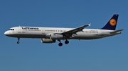 Lufthansa Airbus A321-231 (D-AISI) at  Barcelona - El Prat, Spain
