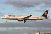 Lufthansa Airbus A321-231 (D-AISI) at  Dublin, Ireland