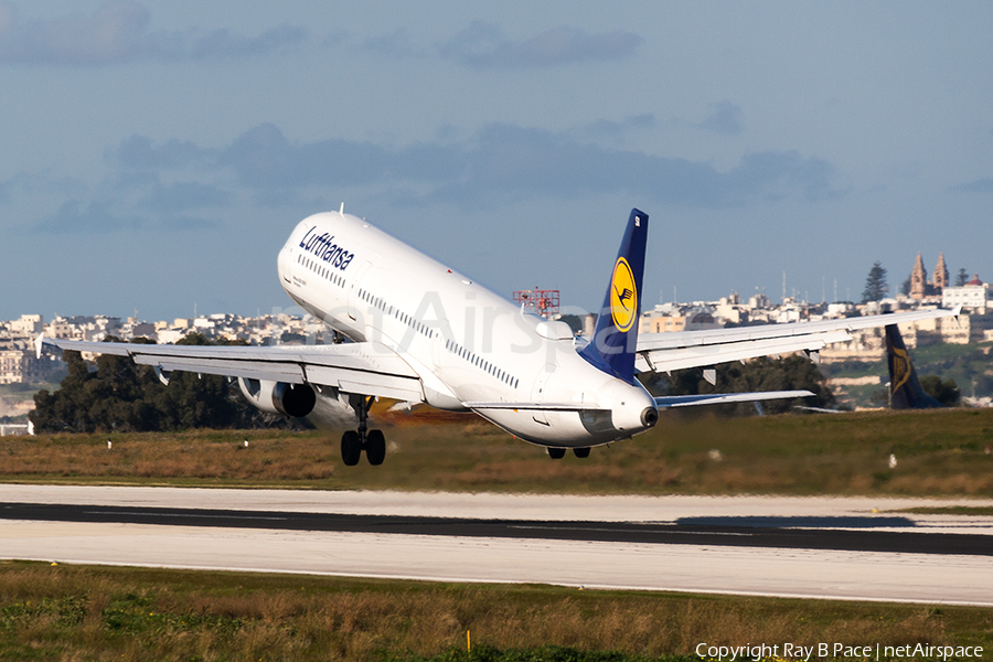 Lufthansa Airbus A321-231 (D-AISI) | Photo 292701