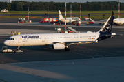 Lufthansa Airbus A321-231 (D-AISJ) at  Hamburg - Fuhlsbuettel (Helmut Schmidt), Germany