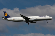 Lufthansa Airbus A321-231 (D-AISN) at  Frankfurt am Main, Germany