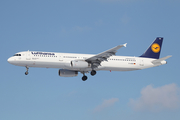Lufthansa Airbus A321-231 (D-AISN) at  Hamburg - Fuhlsbuettel (Helmut Schmidt), Germany