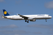 Lufthansa Airbus A321-231 (D-AISN) at  Hamburg - Fuhlsbuettel (Helmut Schmidt), Germany