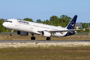 Lufthansa Airbus A321-231 (D-AISQ) at  Hamburg - Fuhlsbuettel (Helmut Schmidt), Germany