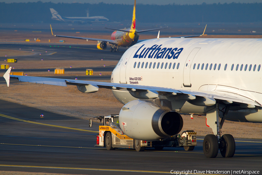 Lufthansa Airbus A321-231 (D-AISR) | Photo 3058