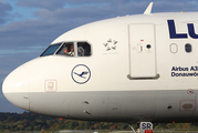 Lufthansa Airbus A321-231 (D-AISR) at  Hamburg - Fuhlsbuettel (Helmut Schmidt), Germany