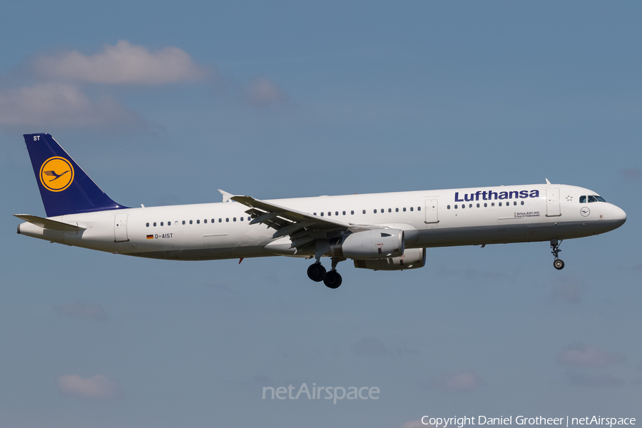 Lufthansa Airbus A321-231 (D-AIST) | Photo 108900