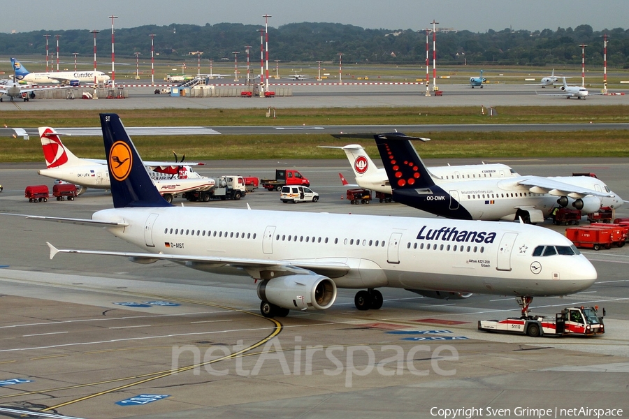Lufthansa Airbus A321-231 (D-AIST) | Photo 23141