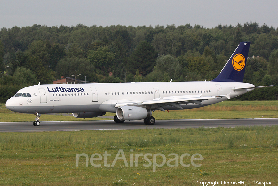 Lufthansa Airbus A321-231 (D-AIST) | Photo 403913