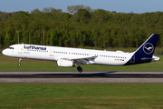 Lufthansa Airbus A321-231 (D-AIST) at  Hamburg - Fuhlsbuettel (Helmut Schmidt), Germany
