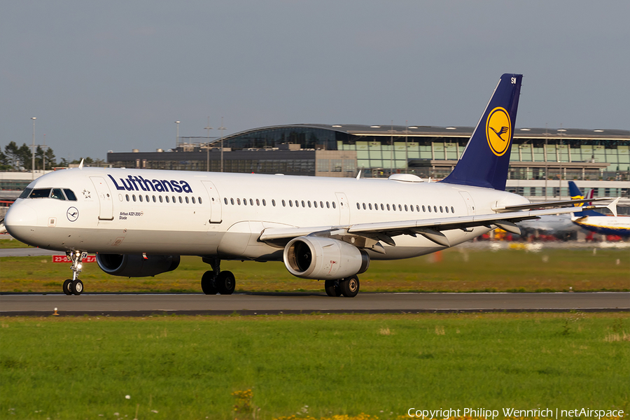 Lufthansa Airbus A321-231 (D-AISW) | Photo 347693