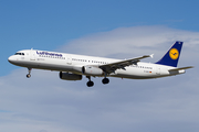 Lufthansa Airbus A321-231 (D-AISX) at  Barcelona - El Prat, Spain