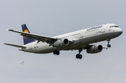 Lufthansa Airbus A321-231 (D-AISX) at  Hamburg - Fuhlsbuettel (Helmut Schmidt), Germany