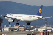 Lufthansa Airbus A321-231 (D-AISZ) at  Barcelona - El Prat, Spain