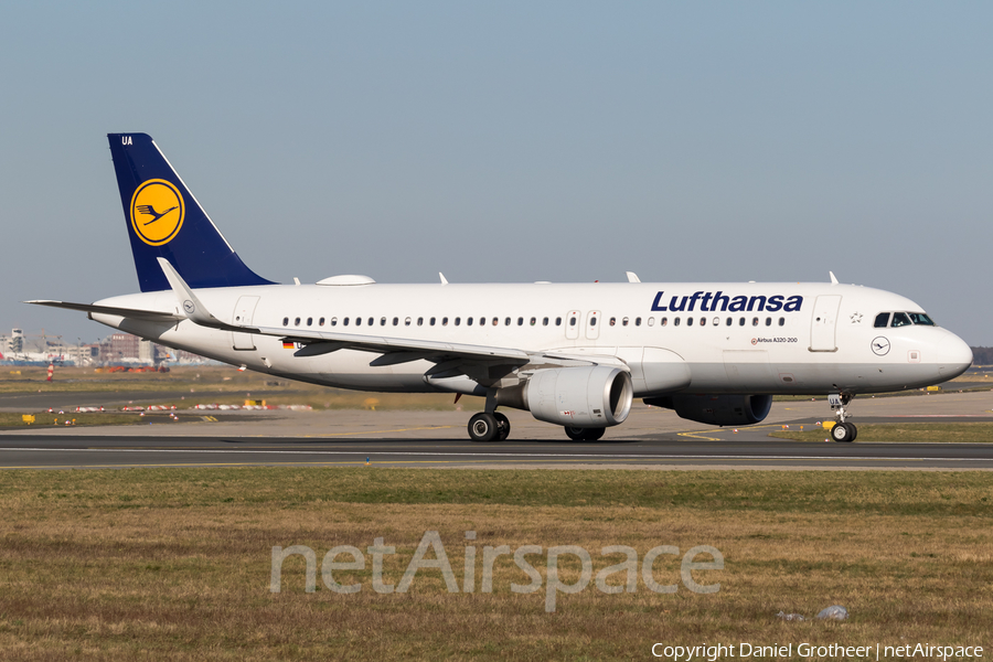 Lufthansa Airbus A320-214 (D-AIUA) | Photo 238276
