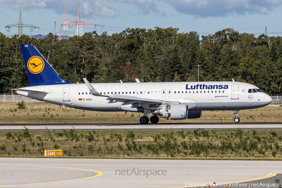 Lufthansa Airbus A320-214 (D-AIUA) | Photo 87147