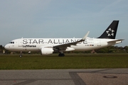 Lufthansa Airbus A320-214 (D-AIUA) at  Hamburg - Fuhlsbuettel (Helmut Schmidt), Germany