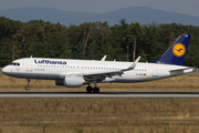 Lufthansa Airbus A320-214 (D-AIUB) at  Frankfurt am Main, Germany