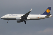 Lufthansa Airbus A320-214 (D-AIUB) at  Frankfurt am Main, Germany