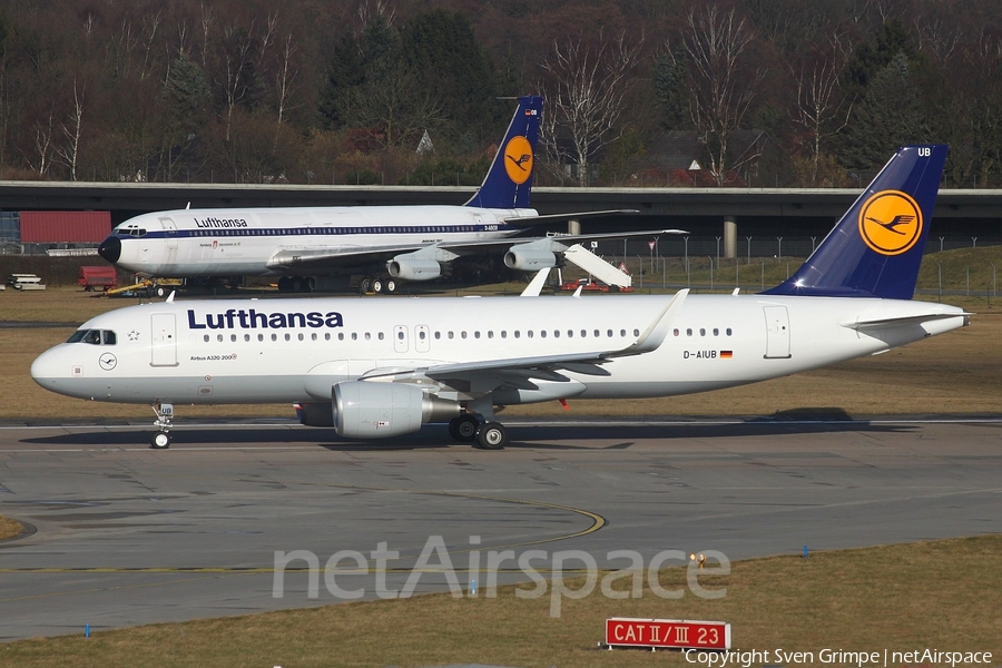Lufthansa Airbus A320-214 (D-AIUB) | Photo 40957