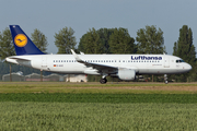 Lufthansa Airbus A320-214 (D-AIUC) at  Amsterdam - Schiphol, Netherlands