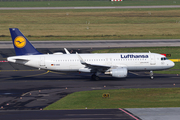 Lufthansa Airbus A320-214 (D-AIUC) at  Dusseldorf - International, Germany