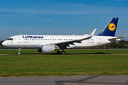 Lufthansa Airbus A320-214 (D-AIUC) at  Hamburg - Fuhlsbuettel (Helmut Schmidt), Germany