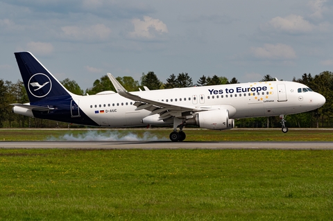 Lufthansa Airbus A320-214 (D-AIUC) at  Hamburg - Fuhlsbuettel (Helmut Schmidt), Germany