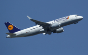 Lufthansa Airbus A320-214 (D-AIUD) at  Frankfurt am Main, Germany