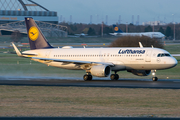 Lufthansa Airbus A320-214 (D-AIUD) at  Hamburg - Fuhlsbuettel (Helmut Schmidt), Germany