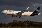 Lufthansa Airbus A320-214 (D-AIUD) at  Hamburg - Fuhlsbuettel (Helmut Schmidt), Germany