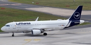 Lufthansa Airbus A320-214 (D-AIUE) at  Cologne/Bonn, Germany