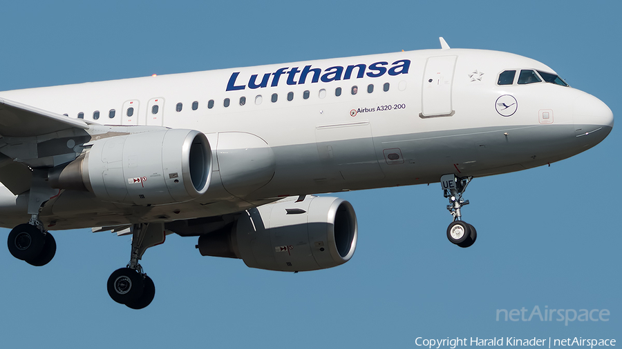 Lufthansa Airbus A320-214 (D-AIUE) | Photo 359353