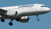 Lufthansa Airbus A320-214 (D-AIUE) at  Frankfurt am Main, Germany