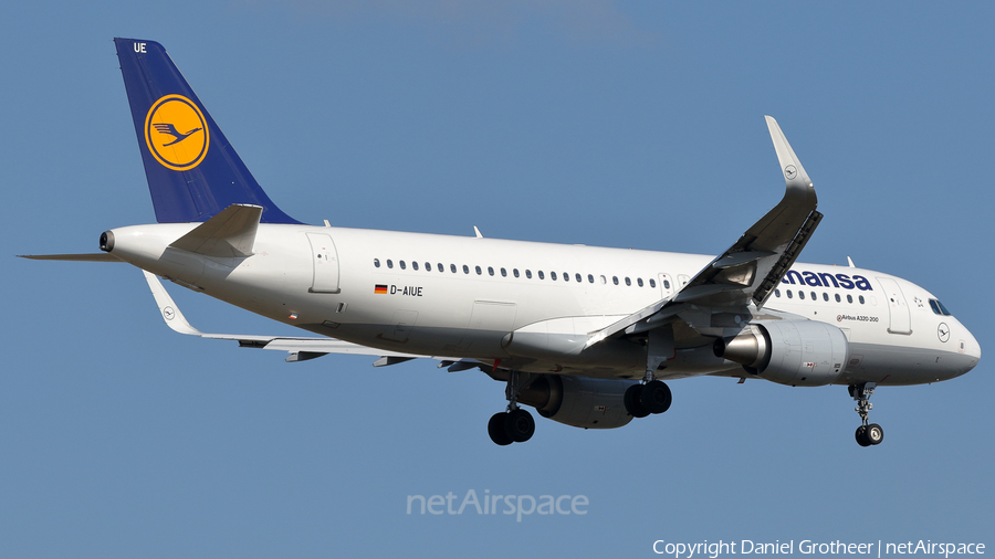 Lufthansa Airbus A320-214 (D-AIUE) | Photo 99875