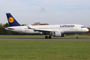 Lufthansa Airbus A320-214 (D-AIUE) at  Hamburg - Fuhlsbuettel (Helmut Schmidt), Germany