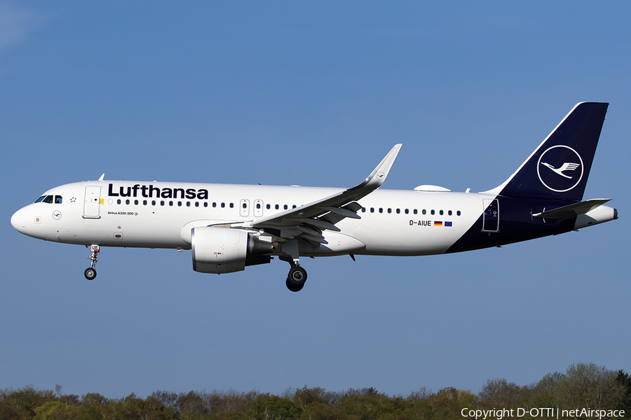 Lufthansa Airbus A320-214 (D-AIUE) | Photo 567288