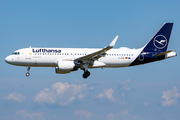 Lufthansa Airbus A320-214 (D-AIUE) at  Hamburg - Fuhlsbuettel (Helmut Schmidt), Germany