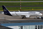 Lufthansa Airbus A320-214 (D-AIUF) at  Dusseldorf - International, Germany