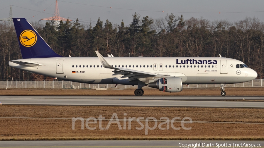 Lufthansa Airbus A320-214 (D-AIUF) | Photo 227647